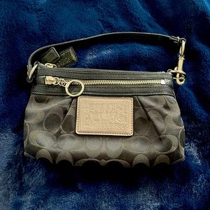 COACH Wristlet Clutch Purse